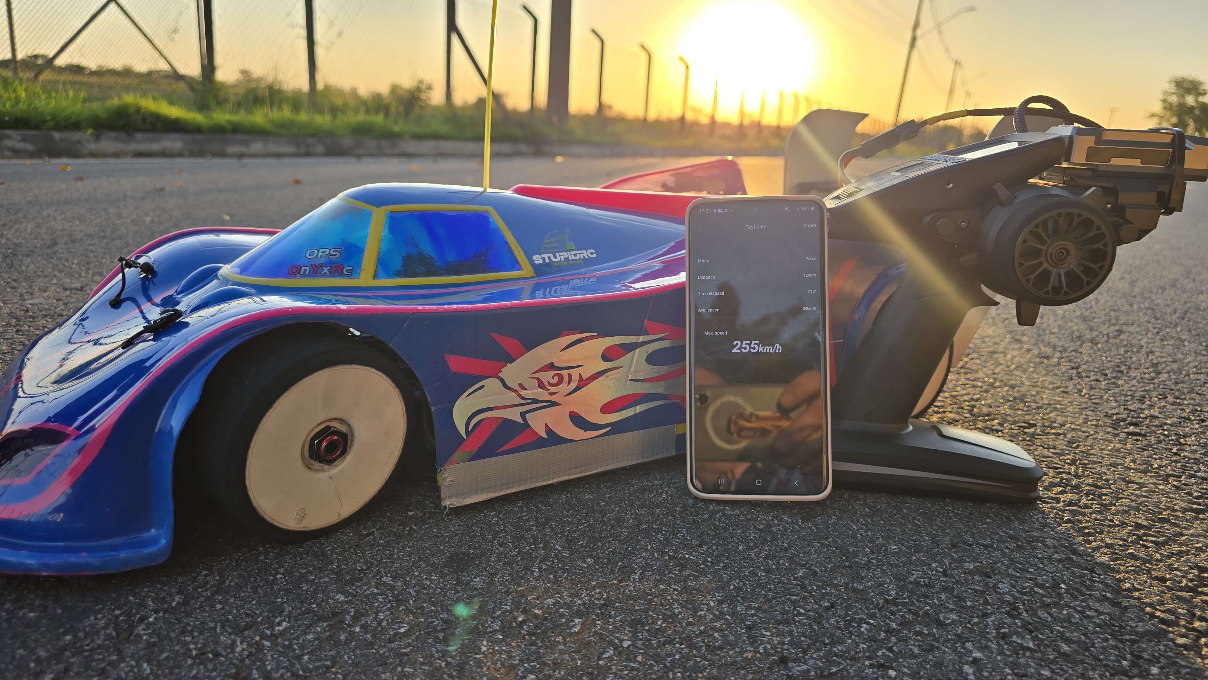 ARRMA LIMITLESS GT IGUINHO RACER run photo