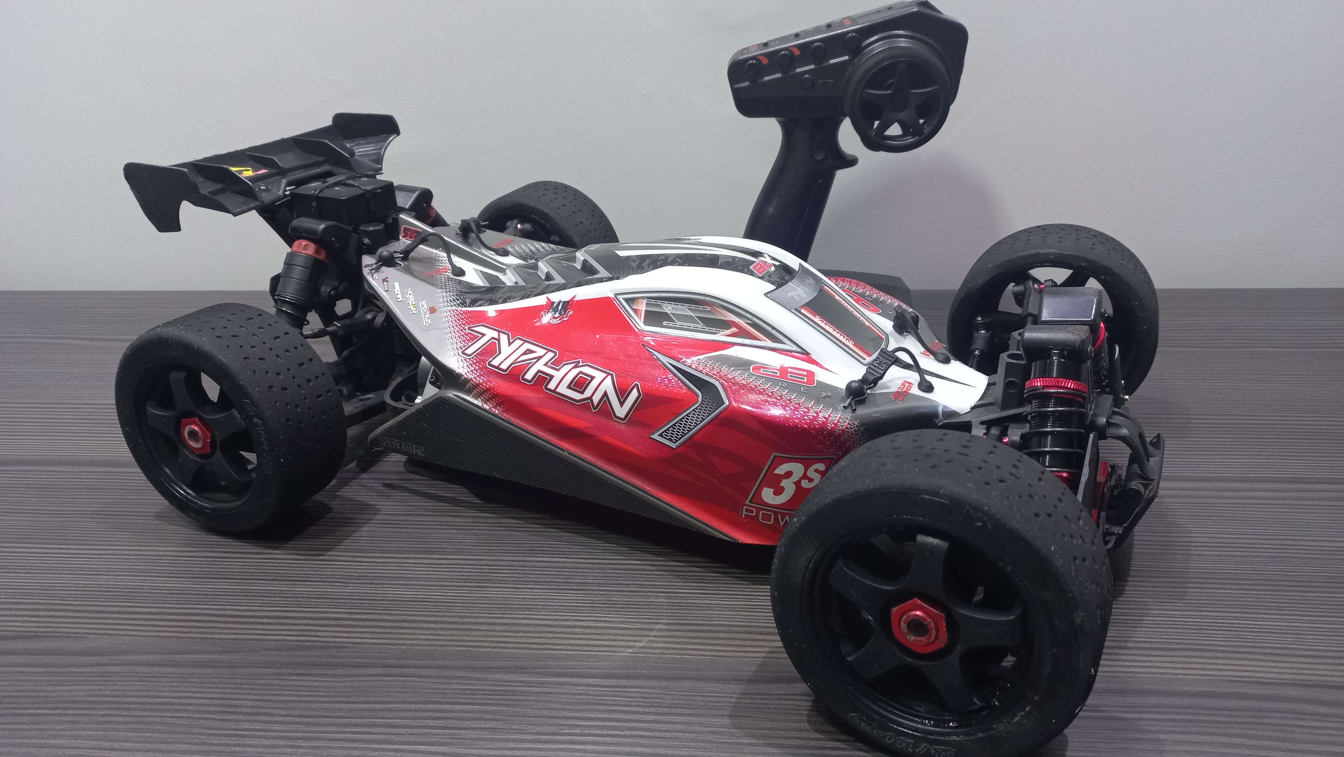 ARRMA Typhon 3S BLX run photo