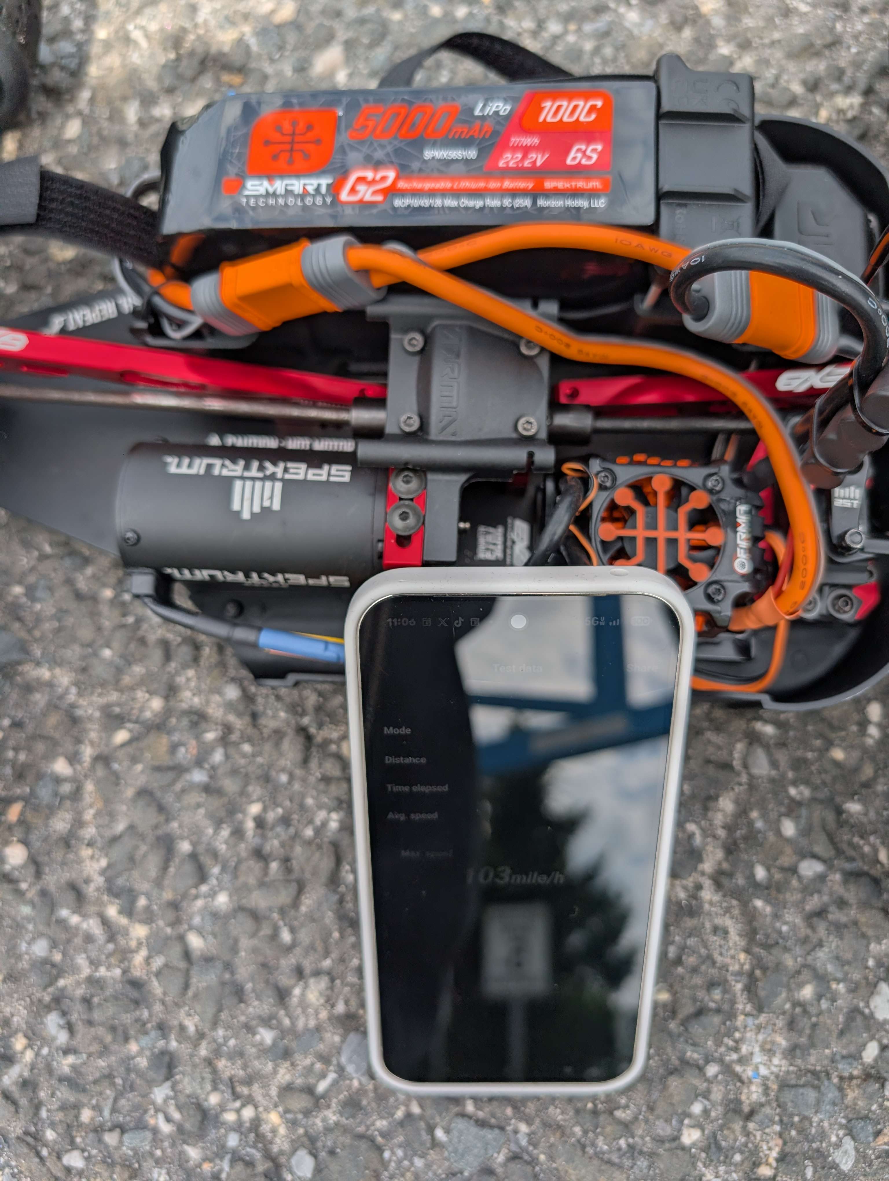 Arrma Typhon V5 6S run photo