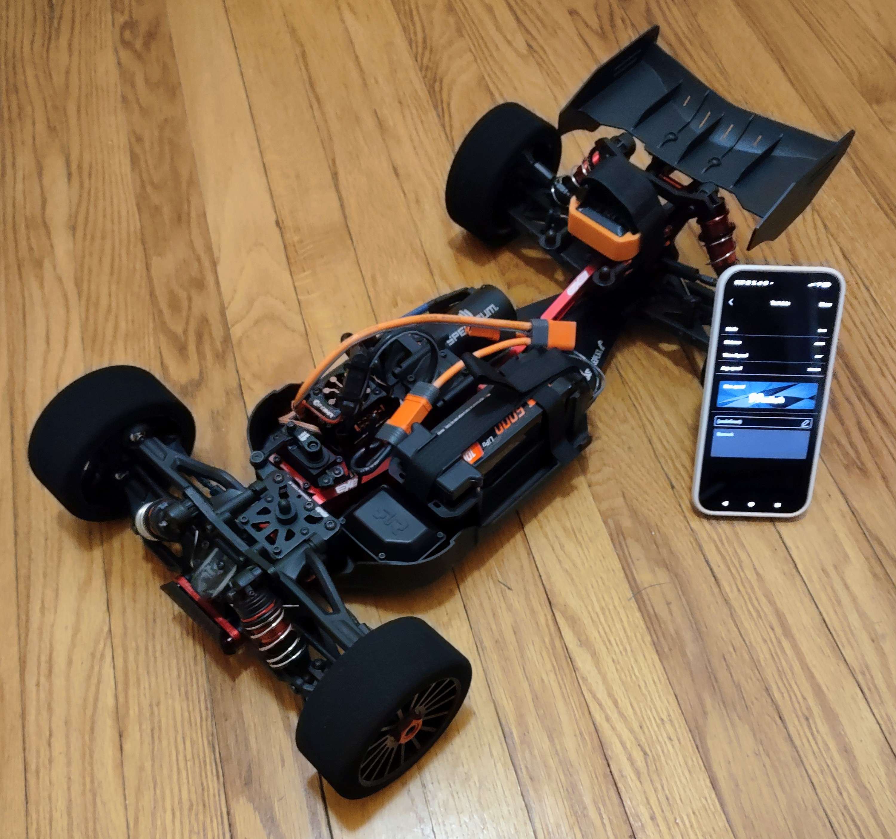 Arrma Typhon V5 6S run photo