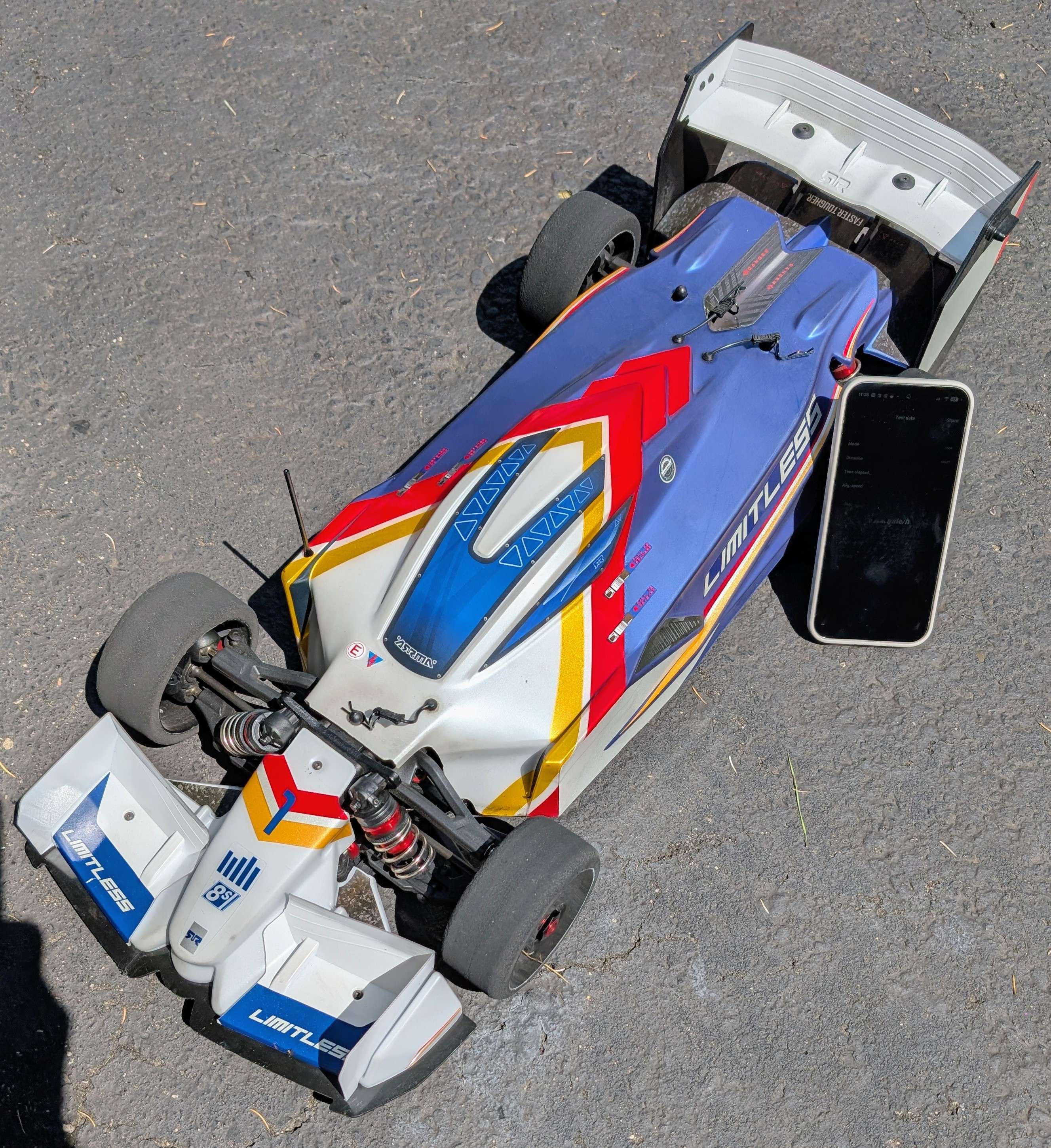 ARRMA Limitless run photo